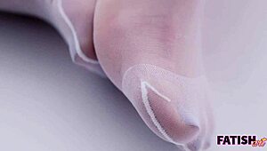 Fehergyemant Film Fetishart 3Min, What Do You Think?