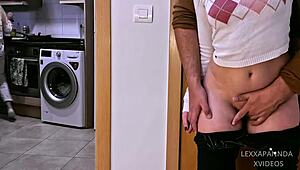 hey, we get hot with stepsister 😏