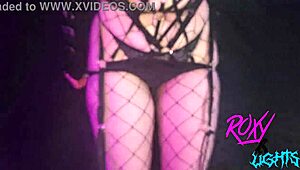 Big Ass Egirl Shows Off in Lingerie Close-Up