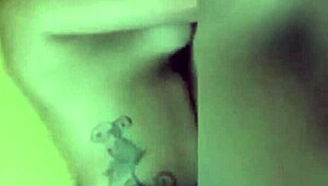 i love how this latina prostitute sucks my cock so good