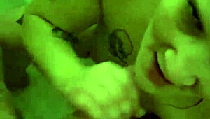 shower bathing with cj dk in wet fun