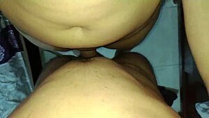 Chica Con Coño Apretado Acepta Follarse Al Amigo De Su Esposo Porque El No Le Presta Atencion!