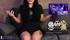 reacting to erotic ghost squirting pussy on halloween