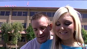 Blonde babe picks up strangers for fucking 😊