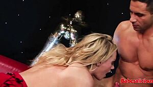 बेब्सलिशियस - ब्लोंड मॉडल को रफ डबल पेनिट्रेशन