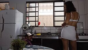 Botei a Sexy Latina Client for Intense Blowjob Action