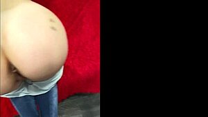 Phat Ass Girl Sucks Dick