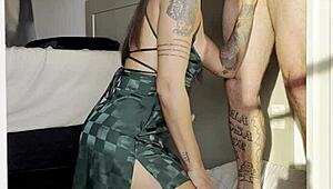 linda garota fucks her tight pussy and gets two cumshots from anarothbardreal