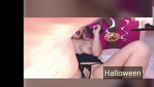 Check out this halloween cam video with dildo in pussy and toys on boobs.