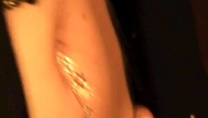 dancing erotic under the indian night to feel the breeze