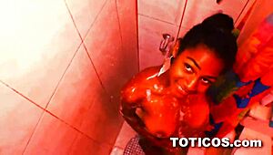 i admire gorgeous 19yo dominican with big tits