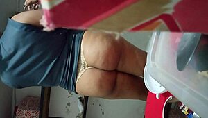 yo, secretly filming my curvy wife, she’s clueless i’m uploading this to xvideos again