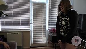 i-i messed up, belle erotic fingers laurel serene on the sofa during massage