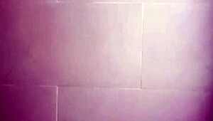 gay kien giang works out at the gym 😏