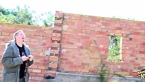 Blonde photo model blends work and pleasure with anal sex outdoors