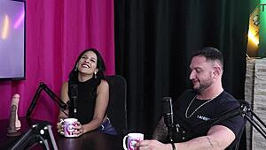 They offered money for sex on island game, and she got into whoring and swinging 😈 Kel Abate Bruno Abate