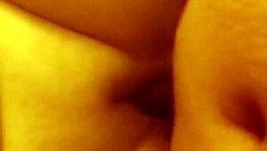 Friends with benefits explore their relationship.