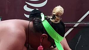 Gordinho Invited a Friend to Play With Me