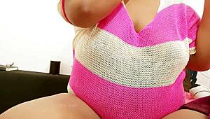 This sexy girl shows off her big tits