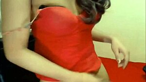 stunning transsexual jerks off on webcam