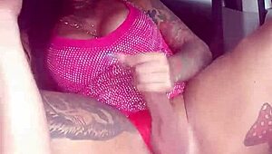 He drove through São Paulo's center, webcam capturing his gay transsexual jerk off session with bareback hardcore.