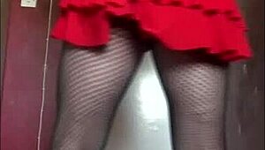 man, i’m mark wright, bisexual sissy craving piss and cum for a hard ass pounding