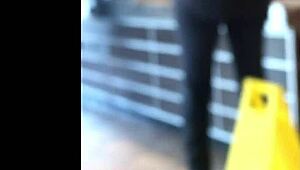 Big juicy black ass bounces enticingly