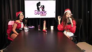 Check out this safada giving a blowjob to the biggest dick at the table, then showing her moves 😈