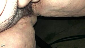 That white bbw babe is pissing and rubbing her clit right outside, so naughty!