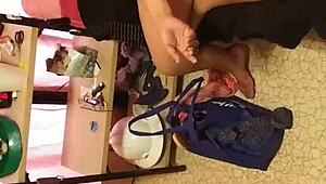 Dope whore suckin' that huge dicc, wanna watch?