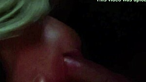 Tranny sucking big cock in amateur group scene