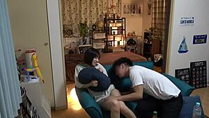 Hey, this cute 22-year-old is so easy to fuck in missionary, cumming hard – wanna make her your sex buddy?