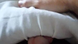 Woman Masturbates On Bed In Raw Solo Session