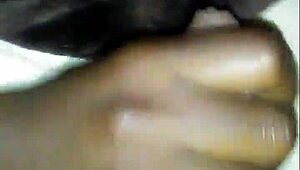 Cheating Neighborhood Thot Gives Small 18+ Cock A Handjob In The Hood