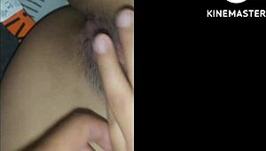 Montando la verga de un amigo en retro anal sex