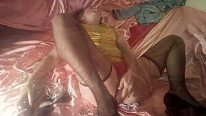 i’m obsessed with this french amateur doggystyle fuck in satin lingerie and yellow dress pov.