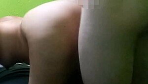 mi esposo me coge rico de perrito hasta creampie en vagina deliciosa.