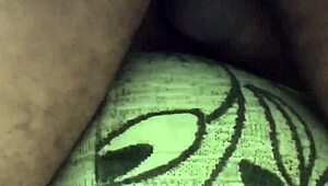 FUDENDO COM O CASAL IN MATURE GAY TEEN MASTURBATION SCENE