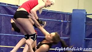 Lesbian Babe Fingered And Orally Pleasured 😍