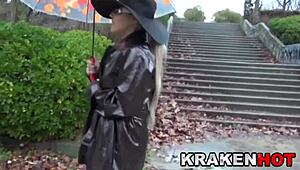 provocative ayesax showing her body at the park