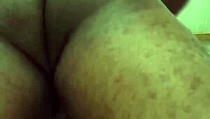 my neighbor loves when i lick her ass