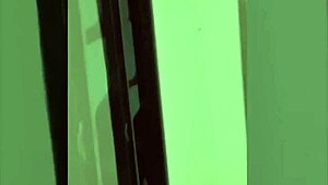 I watch these beautiful latinas dancing and showing off their asses, it's so hot!