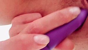 oh, stepsister's tight pussy plug play!