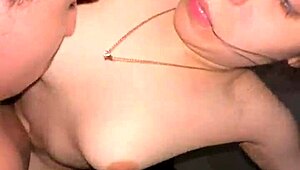 Hey, check out this colombian couple riding homemade style 😏