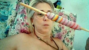 Blonde milf stella still sucks a delicious lollipop