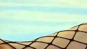 morena gets cum on her feet