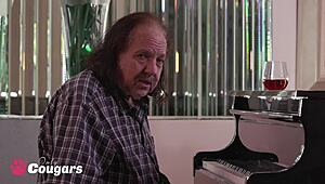 malia kelly hints at deepthroat skills with big load