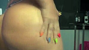 guided joi with latina's big ass and tattoo