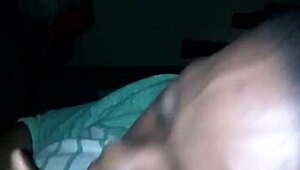 Watch this Louisville thot suck that massive dick!