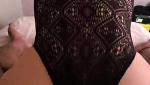 Rica prostituta culona gives sentones in hotel, I came inside her without condom.